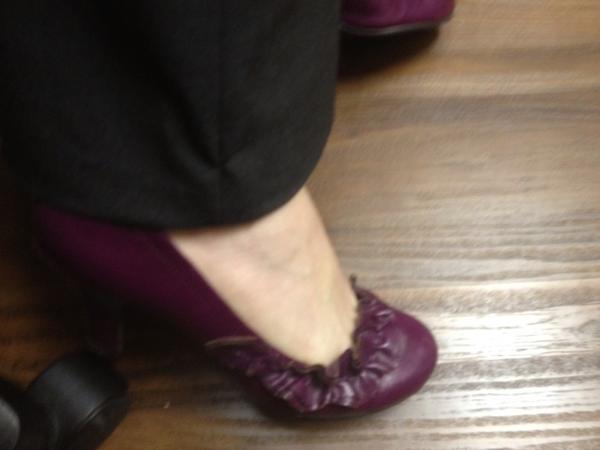CKellsMD's tweet photo. Don't know how to sew, but I can sure suture a pant leg hem with a suture and needle driver lying around. http://t.co/dkEcAK7R
