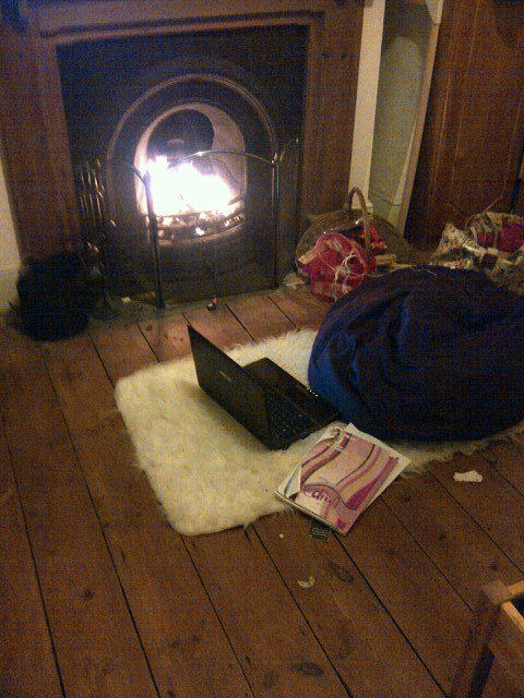 Hannah_smith90's tweet image. Much cosier than the libs #courseworktime