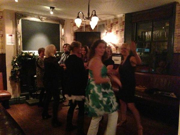 queensheadfrodsham tweet media