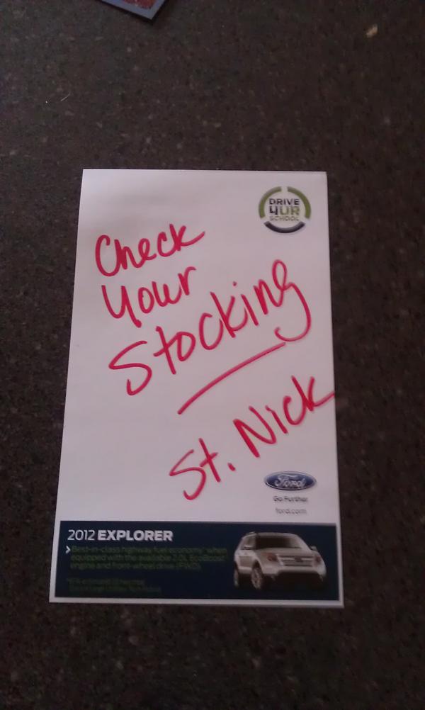 ngfilla94's tweet image. Really, Mom? #notfive #sorry #youcanquittheactnow