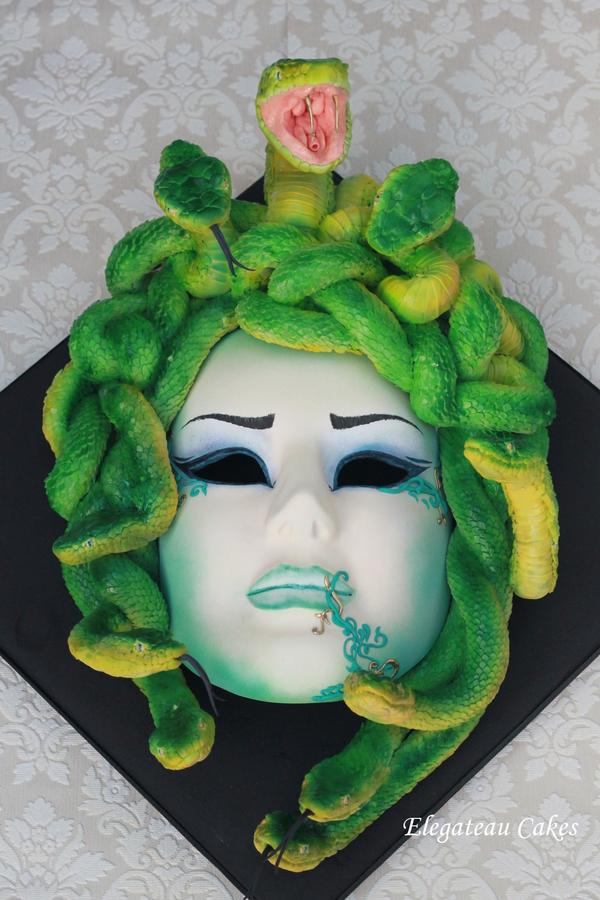 Elegateau's tweet image. Have taken better pictures of my Sugar Medusa Mask rather than having just phone pics.