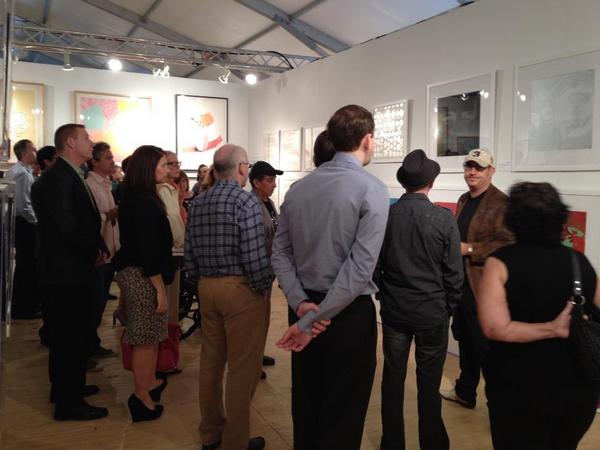 OverturebyAFABW's tweet photo. Private tour this morning of the monumental 100 #warhol exhibition @OverturebyAFABW  with @GMBHA http://t.co/O4kLDjxw