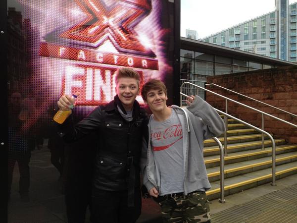TheXFactor's tweet photo. #3EEKS! @District3Music are here! #XFactorFinal http://t.co/aNiT9qdc