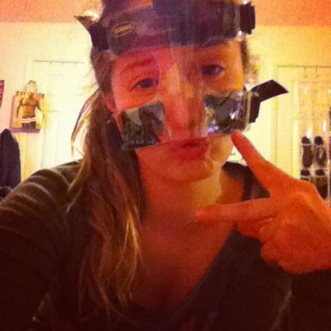 jessica_2141's tweet image. Eww...😣 #brokennoseprobzzz #noseguard