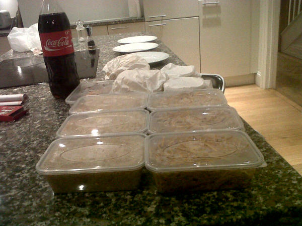 eviehorton's tweet image. Enough for three people? #thinkso @emdavies97. @_katehillard