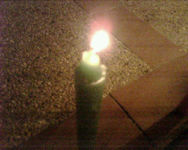 Lorenza22's tweet photo. Mi velita... Gracias! :) http://t.co/UhzIdDek