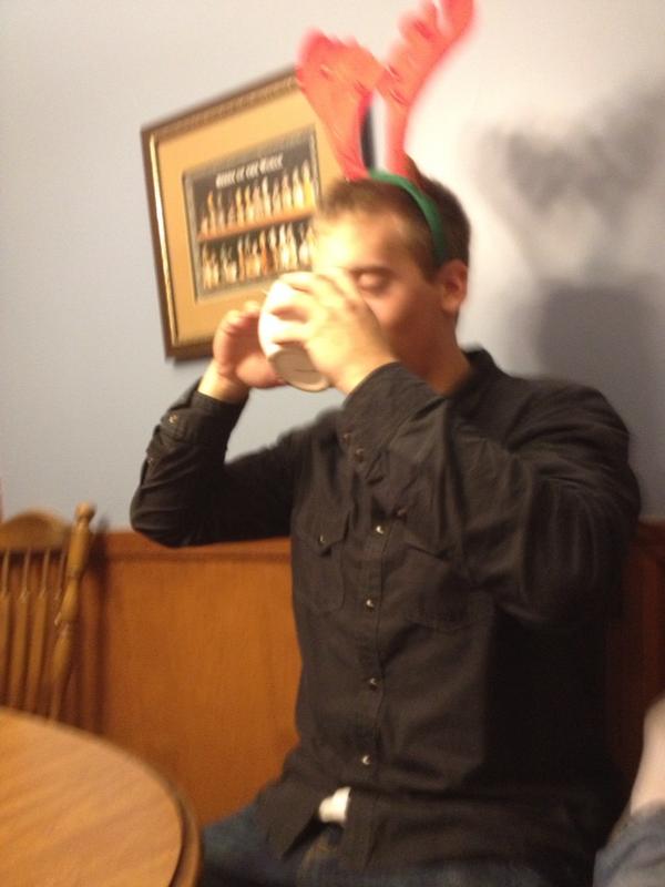 Manpoo23's tweet image. #reindeerproblems @tyler_dykstra iswaterwet.com