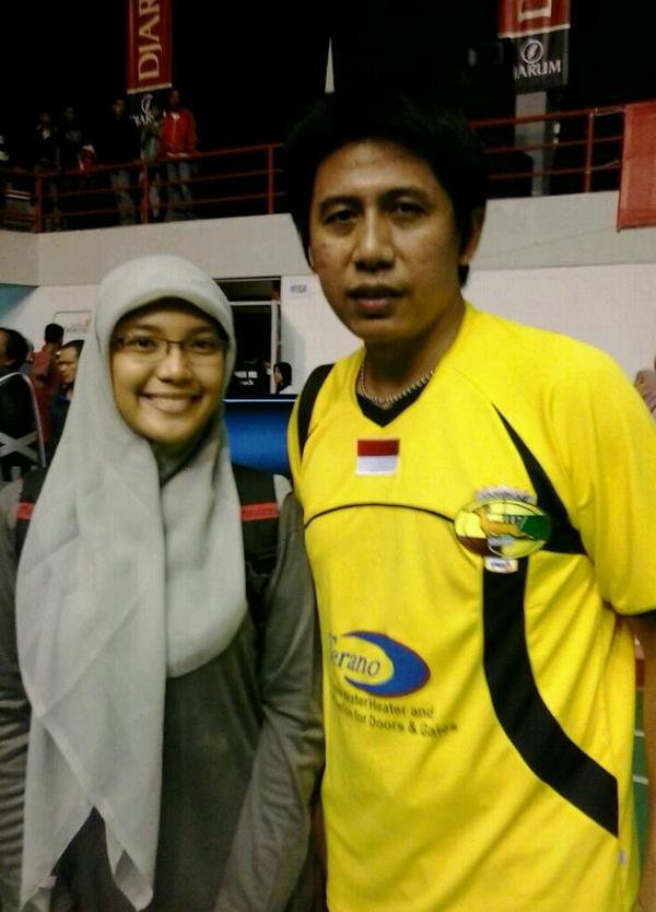 :) “<a href="/nikendiba/">Niken Farahdiba</a>: Sama kak <a href="/andreas_nova/">nova widhianto</a> :-D akhirnyaa :') cc: <a href="/renynugra/">rere</a> ”