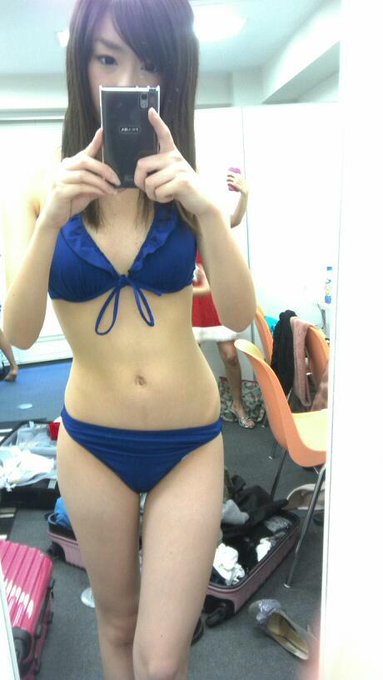 Frashグラビア争奪戦撮影会おわったー&hearts;たのしかったな*☆*(○&acute;3`○)～♪これからbath timeや&hearts; http://t.co/DFhnnJ6u