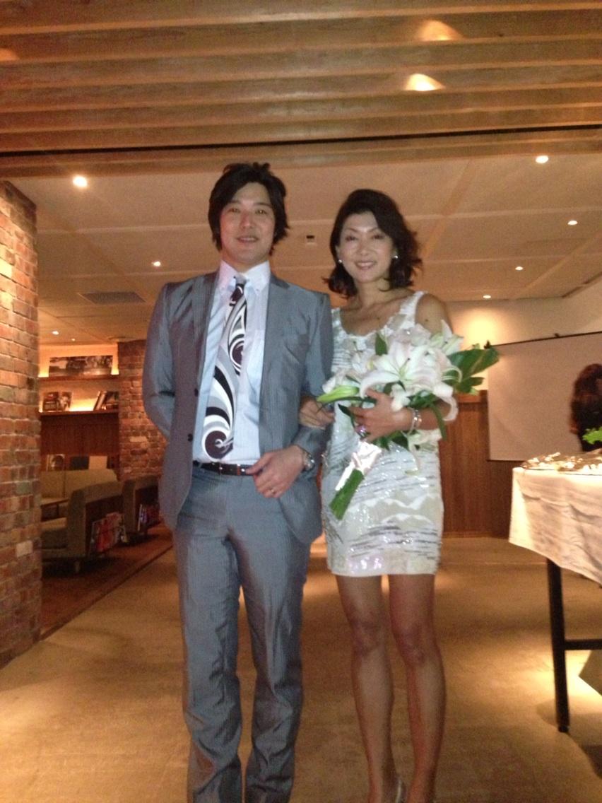 渡邉哲也 على تويتر 権藤嘉江子さん 木原稟太郎さん ウェディングパーティ Http T Co Ng7prou0