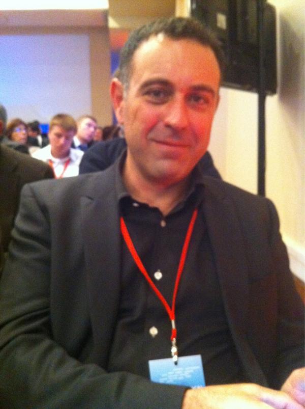 @lxgrima toujours dans la place #CgPR #partiradical #UDI