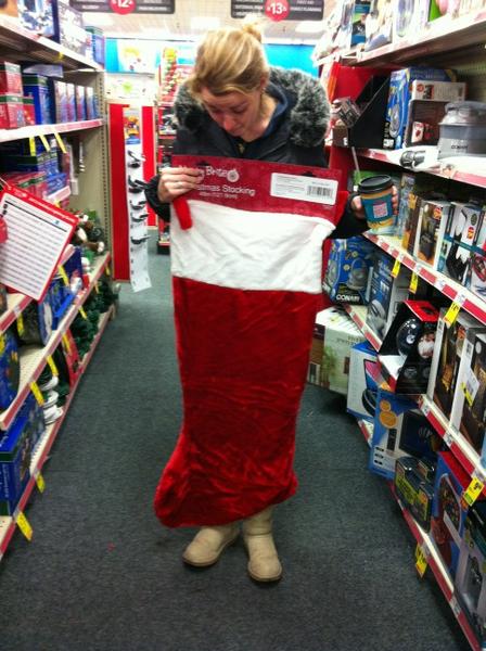 kmac8923's tweet photo. And so it begins...#tistheseason http://t.co/Oll8mktE
