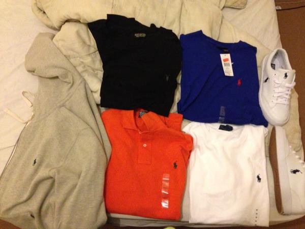 Dev_Kumar1993's tweet image. Christmas shopping done for myself, mint not having a girlfriend... #spendonyourself