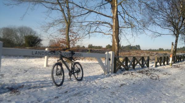 Op de Lemelerberg in de zon, met bevroren bidon.
