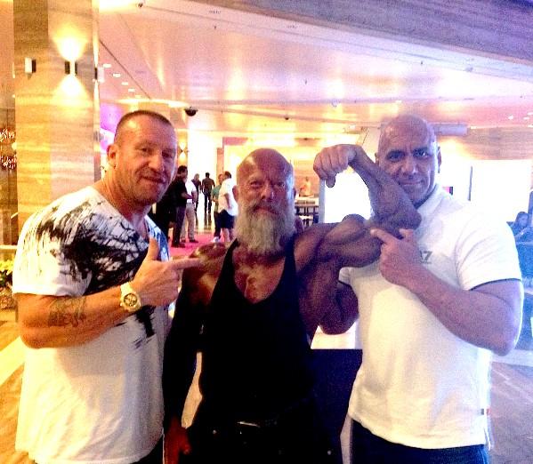 AndreCoulson's tweet image. All the respect from @Dorian_Yates &amp;amp; I to Andreas Carling !! Check this out 60 years young #RealIssue
