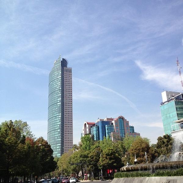 nwohashtag's tweet image. [pic] @ instagr.am/p/S_ABgOMD2A/ :: #chemtrails #chemtrail #mexdf #mexico #nwo #kill by gergens