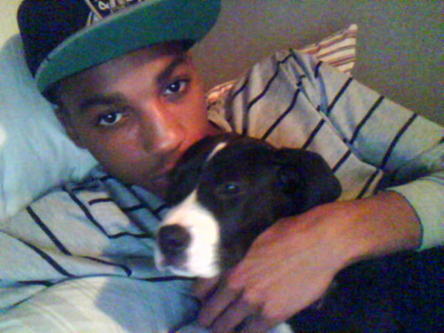 Me and my dog. http://t.co/GW81vJgw<a href="/tag/xboxshare"class="tags"><span>#xboxshare</span></a><a href="/tag/callofdutymodernwarfare"class="tags"><span>#callofdutymodernwarfare</span></a>