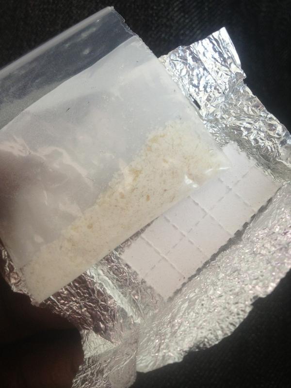 PotntChild's tweet image. #trippykit 10 tabs n some Molly
