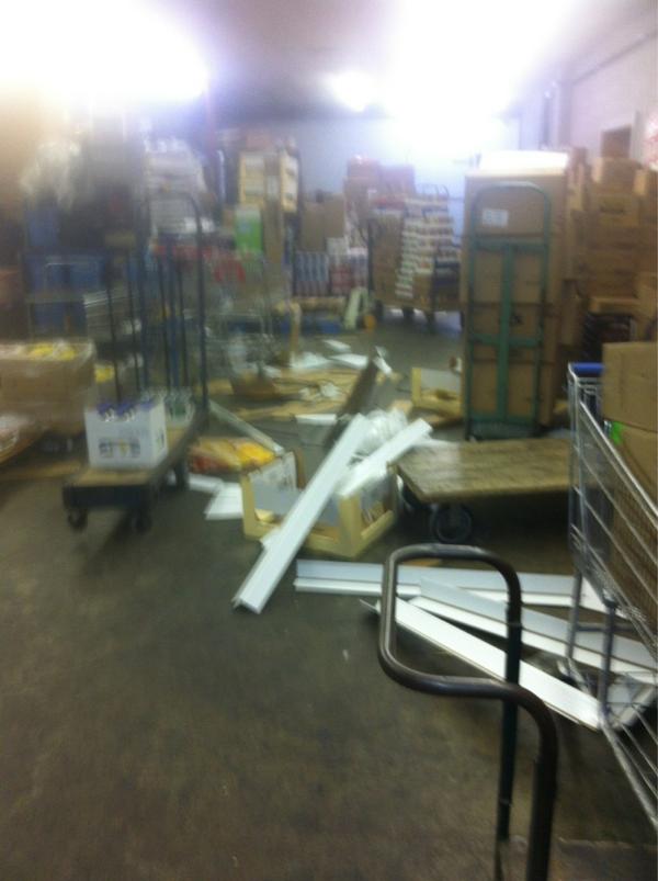 tnich24's tweet photo. Fun at work! #messingeverythingup http://t.co/0HfW3sJ5