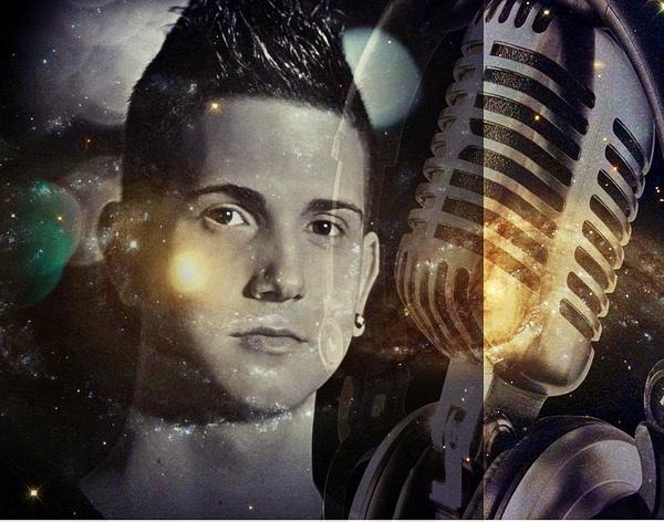 OPlafuerza's tweet photo. Rubén Diumaró , vocalista masculino . http://t.co/PmQWlk4y