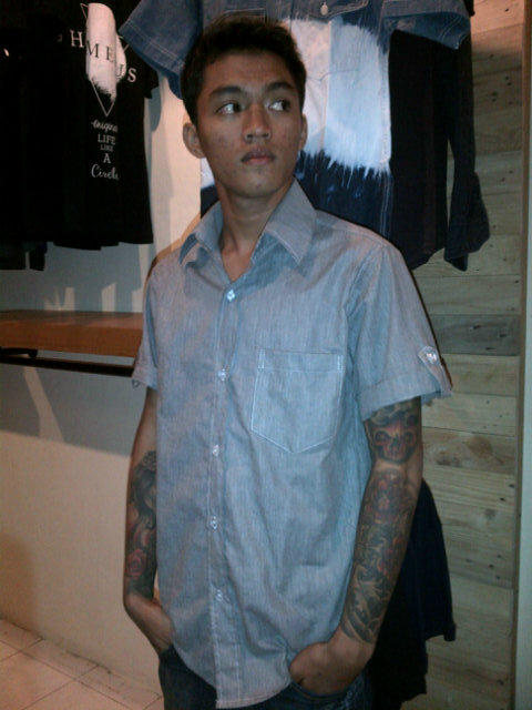MEDVEESshop's tweet photo. "@DIVENbrand: Available @MEDVEESshop jln sulatri no 21 kesiman dps http://t.co/dewiuiuw"