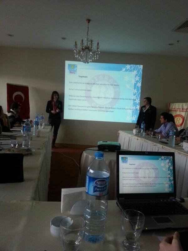 Ada Rotaract Kulübü ev sahipliğinde yapılan Rotaract Eğitim Semineri devam ediyor.