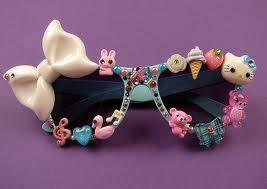 Thinks_Outbox's tweet image. แว่นธรรมดาๆ ยังสวยได้ แค่คิดแหวกแนว