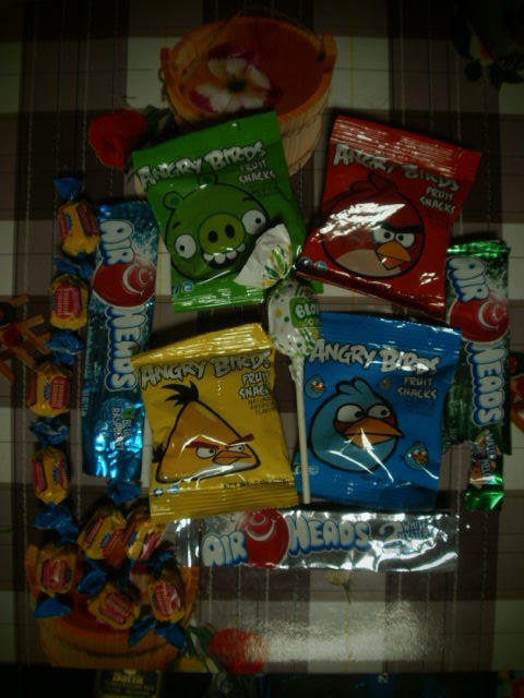 jokes_for_joker's tweet image. One of my happiest days! #iamsohappy #madeinusa #funcandy #angrybirdsinpetrovkakyiv