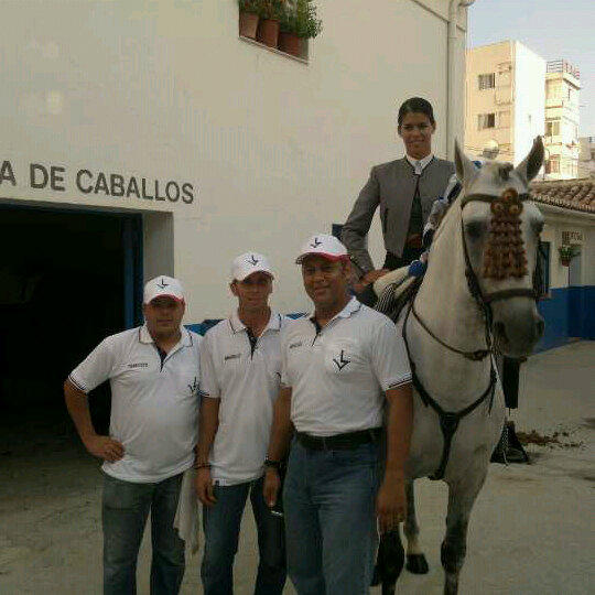 Pequeño recuerdo de la temporada con mis ayudantes y amigos. Gracias...