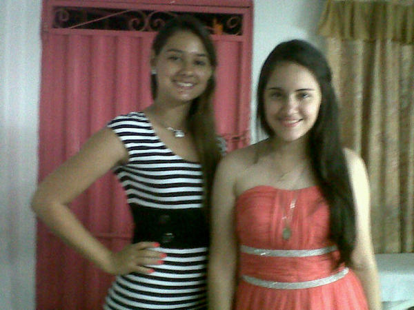 JessicaArlza's tweet photo. @t4t1_sanz http://t.co/H6uMzLXY