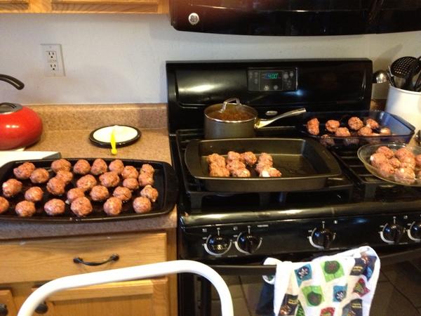 PileJumpers's tweet image. #hummbabe