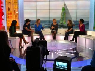 A vos postes : retrouvez <a href="/samanthadavies/">Sam Davies</a> dans l’émission le @LeGrand8D8 à 12h10 sur <a href="/D8TV/">@D8TV ➡ @C8TV</a> #VG2012