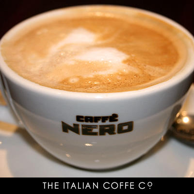 Buz gibi havada iş çıkışı doğru #CaffèNero 'ya!