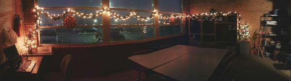 DuffBuilders's tweet image. Santa's little elves heard that Joe Jr.'s jobsite office needed some sprucing up. They snuck in over the weekend.