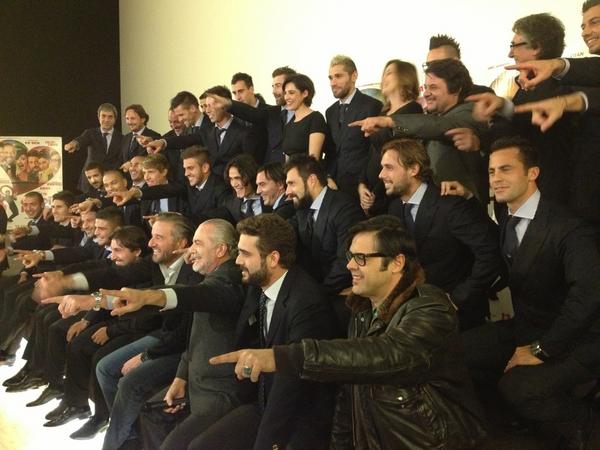 sscnapoli's tweet photo. Tutti sul palco con il Presidente #ColpiDiFulmine #SSCNapoli http://t.co/498xh5HZ