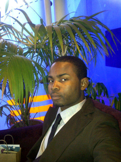 olatouch's tweet photo. Jus chillx http://t.co/pWNdmzzP