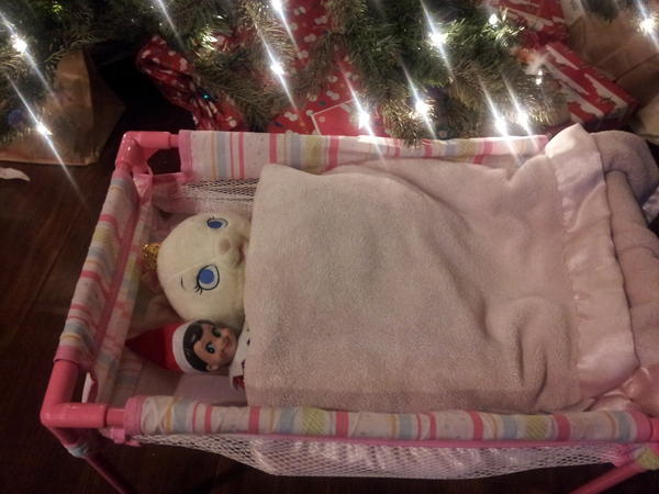 PinkSparkleBlue's tweet image. Meowy Christmas.