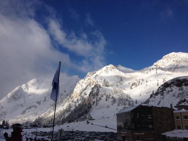 PatDimon's tweet photo. @alta #epic #pow http://t.co/MhjFON5A
