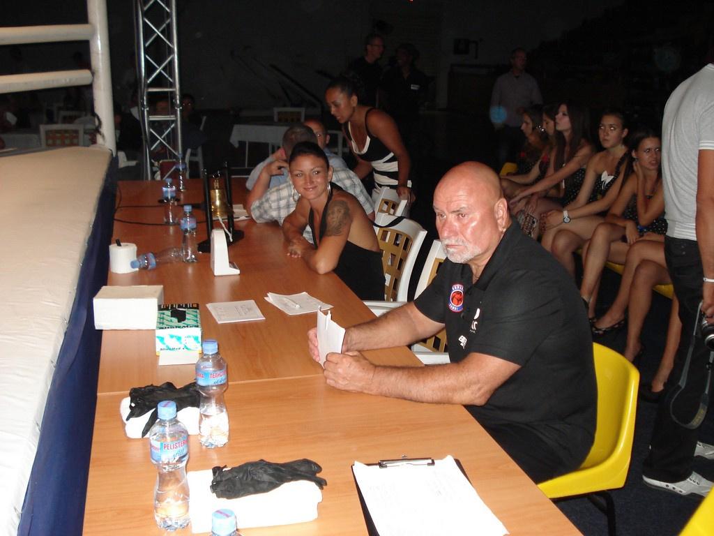 EnfusionTV's tweet photo. Enfusion III Ohrid Sportcentre Biljanini Izvori the 1th event. (3) Referee Joop & co host Julie. http://t.co/ViEaps2