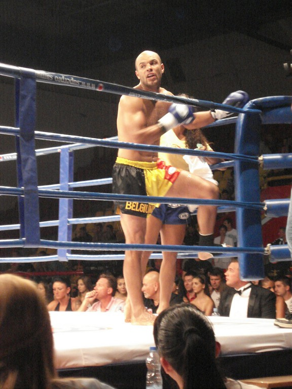 EnfusionTV's tweet photo. Enfusion III Ohrid Sportcentre Biljanini Izvori the 1th event. (8) Michael in his corner. http://t.co/WFdHMID