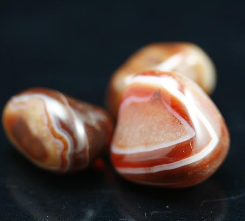 Kcrystals1's tweet photo. If you need of some #strength #protection and promotion of #integrity, keep some #Sardonyx on your person. #crystals http://t.co/YtN7365