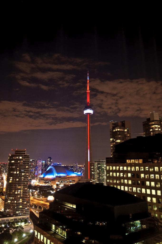 valas's tweet photo. @SIGCOMM in Toronto! #gtsigcomm http://t.co/ZLEMqDj