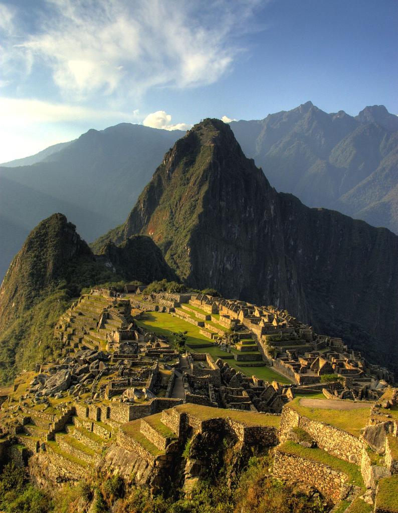 turismoperucom's tweet photo. Machupichu Una maravilla del Mundo http://t.co/FMcZBFi