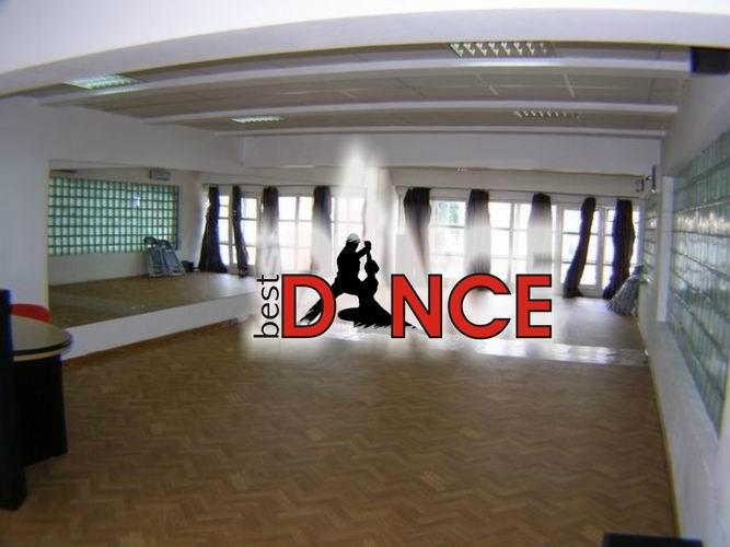 bestdance's tweet photo. HAI LA DANS!
În noua noastră sala din Piața Bucur! http://t.co/rcfOrzk
