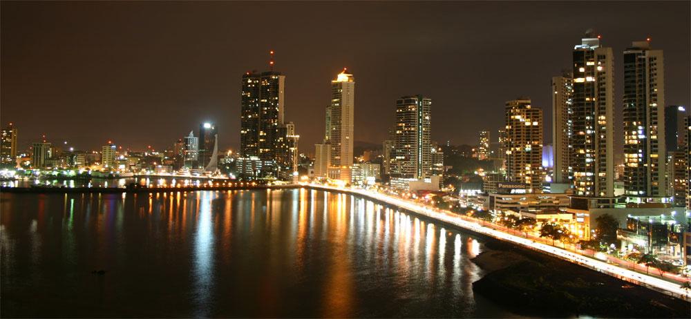 APEDEambiente's tweet photo. Estrenamos la nueva herramienta de fotos de #Twitter con una hermosa foto de #Panamá y la Sede Verde de #APEDE! http://t.co/FDyLXmK