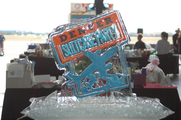 COSuitcaseParty's tweet photo. Would U like a glimpse of the action? Media contact: Karen Gray 303.898.6797 Event Organizer 4 Denver Suitcase Party http://t.co/zm86IBa