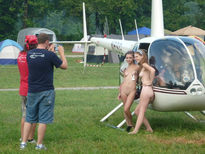 My girlfriend and i were the only ones to go on a naked helicopter ride this year! http://t.co/HoPT2<a href="/tag/nude"class="tags"><span>#nude</span></a><a href="/tag/merrychristmas"class="tags"><span>#merrychristmas</span></a><a href="/tag/itslit"class="tags"><span>#itslit</span></a>
