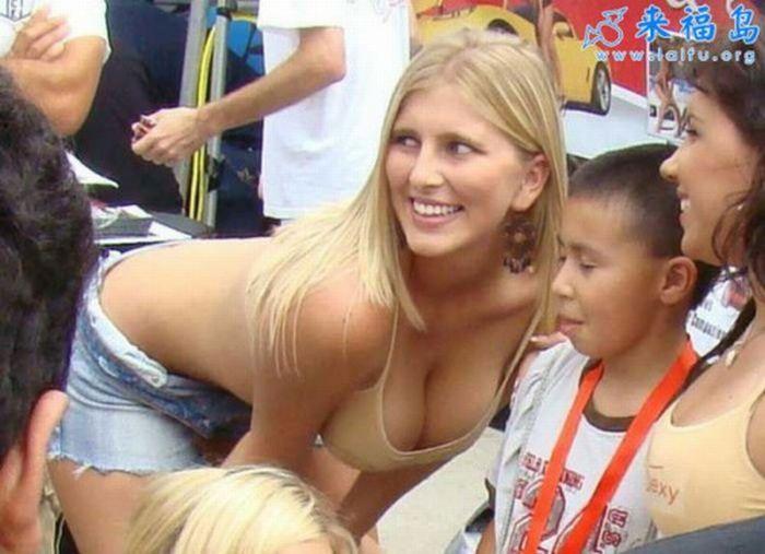 ✔ Verified Account tweet media