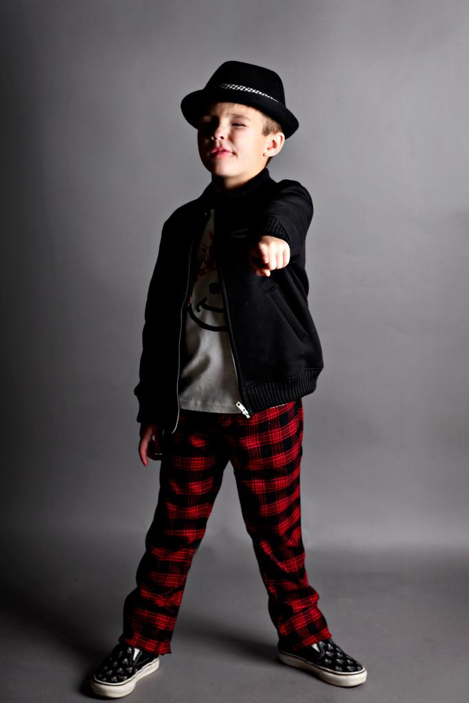 MyBlueKangaroo's tweet photo. LOOKING FORWARD TO OUR NEW ADDITIONS, KNUCKLEHEADS CLOTHING FOR BOYS!  COMING SOON TO BLUE KANGAROO! http://t.co/Q0tMS0y