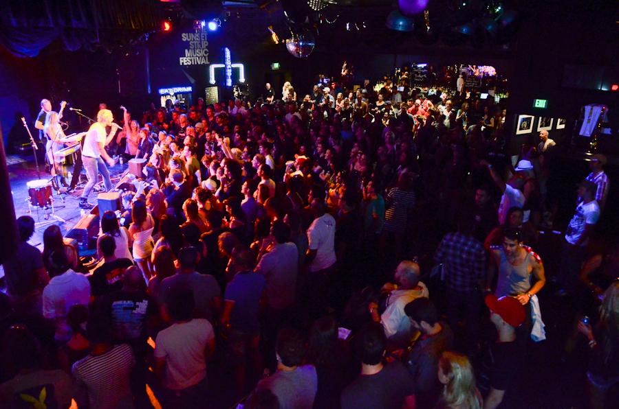 Imagine Dragons Sweet Pic From The Roxy Show In La The Other Night Http T Co H5qgdck